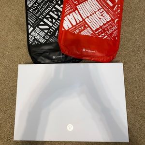 Lululemon Gift Set